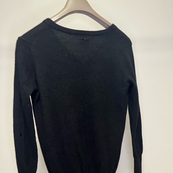 Wilfred 100% Cashmere Cardigan - Picture 5 of 5